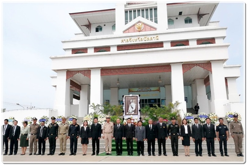 ﻿สำนักงานบังคับคดีกลุ่มจังหวัดที่ 9 (Sandbox) ร่วมพิธีวางพวงมาลาถวายสักการะเนื่องใน “วันรพี” ประจำปี 2562